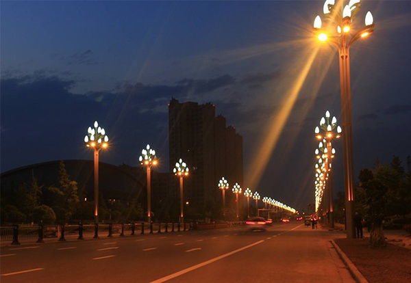 城市夜景照明，體現了城市的個性與特色